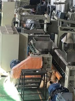 塑胶跑道生产线价格_昆山兵仕机械